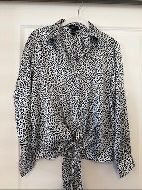 Black & White Leopard Tie-Front Blouse